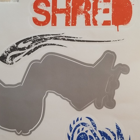 NEW RoomMates Skateboard Self-Adhesive Wall Decals - Picture 8 of 15